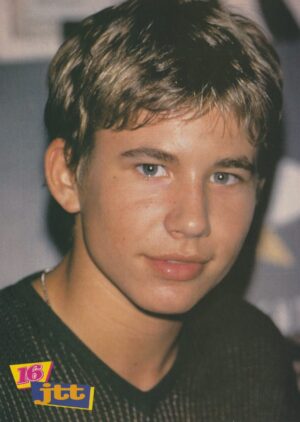 Jonathan Taylor Thomas teen magazine pinup headshot 16 magazine pix lips