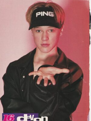 Devon Sawa teen magazine pinup clipping leather jacket Casper hands ping hat sexy pose