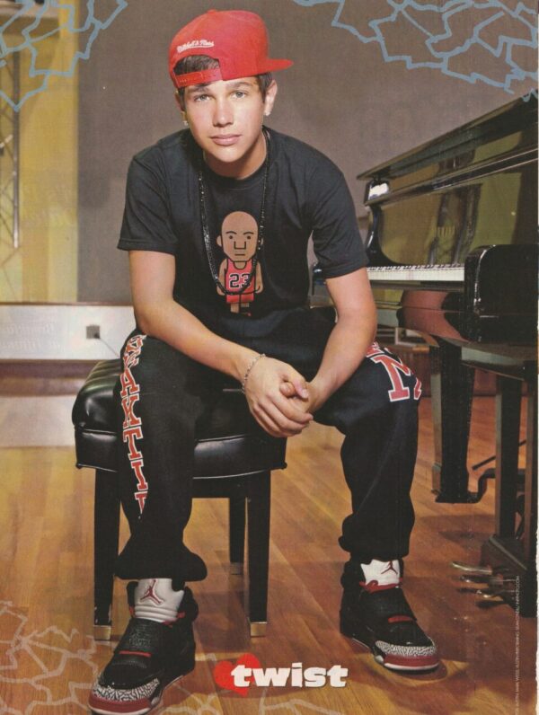 Austin Mahone teen magazine pinup clipping red hat piano Twist teen idols
