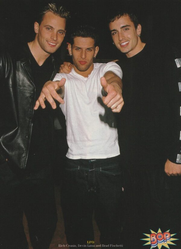Lance Bass LFO Nsync teen magazine pinup clipping vintage waving Bop pix