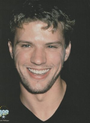 Ryan Phillippe teen magazine pinup clipping black shirt teen idols headshot Bop