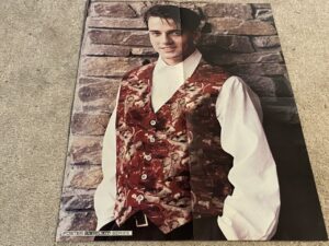 Donnie Wahlberg Tommy Page teen poster clipping brick wall Bop pix NKOTB HOT