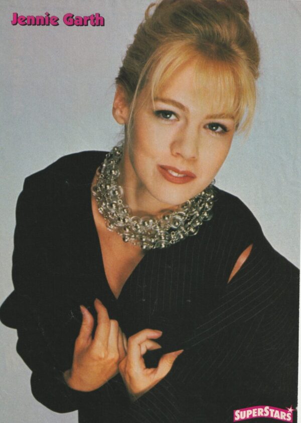 David Charvet Jennie Garth teen magazine pinup laying down sock Superstars 90's pix - Image 2