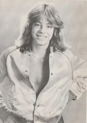 Leif Garrett teen magazine pinup clipping open jacket preteen picture Teen Beat