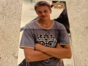 Leonardo Dicaprio Britney Spears teen magazine poster clipping Beach movie crossed arms Bravo pix