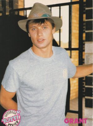 Grant Show teen magazine pinup clipping Melrose Place Tutti Frutti hat pix 90's