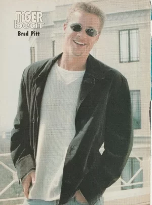 Brad Pitt teen magazine pinup clipping headshot YOUNG glasses Tiger Beat pix