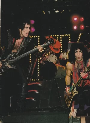 Kiss teen magazine pinup clipping Teen Beat pix rock band music 70's lights