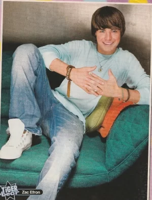 Zac Efron teen magazine pinup clipping legs modeling teen idols Tiger Beat young