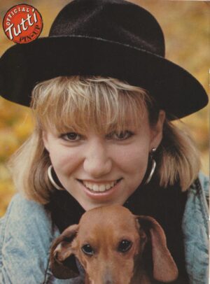 Debbie Gibson teen magazine pinup clipping puppy black hat Tutti Frutti pix