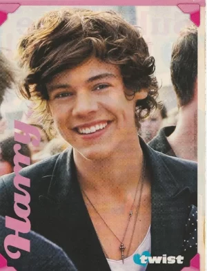 Harry Styles teen magazine pinup clipping Twist One Direction necklace smile