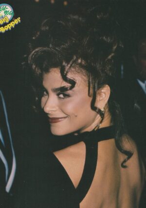 Paula Abdul Boyz 2 Men teen magazine pinup looking backwards Big Bopper pix