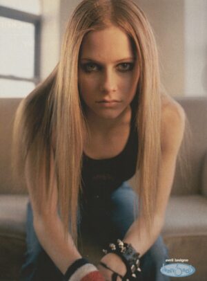 Avril Lavigne teen magazine pinup clipping jeans black shirt couch lips Teen Beat