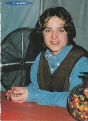 Elijah Wood Saved Bell New Class the teen magazine pinup clipping Teen Machine