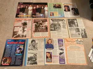 Katie Holmes Joshua Jackson James Van Der Beek magazine pinup Dawson's Creek PIX