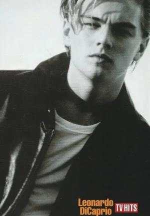 Leonardo Dicaprio Friends tee pinup clipping Matt Leblanc Matthew Perry TV Hits