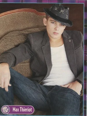 Max Thieriot teen magazine pinup clipping Bates Motel Pop Star open legs Pix