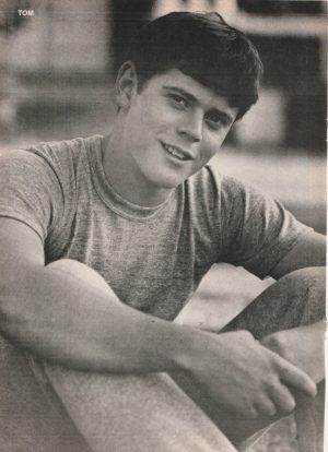 Tommy Howell Tom Howell teen magazine pinup clipping 2 sides young boy pix