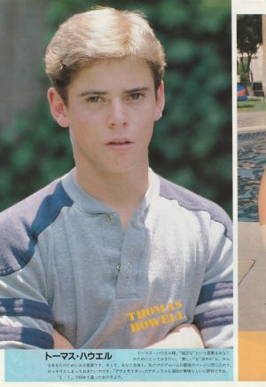 Tommy Howell Tom Howell teen magazine pinup clipping blue shirt Japan pic pix