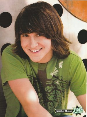 Mitchel Musso teen magazine pinup clipping Hannah Montana green shirt Tiger Beat