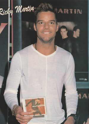 Ricky Martin Menudo teen magazine pinup clipping Teen Machine album white shirt