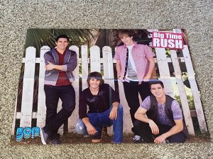 Selena Gomez Big Time Rush teen magazine poster clipping white fence Bop Pix music stars