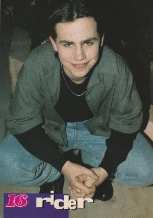 Rider Strong Andrew Keegan teen pinup clipping young boy Pix 90's squatting
