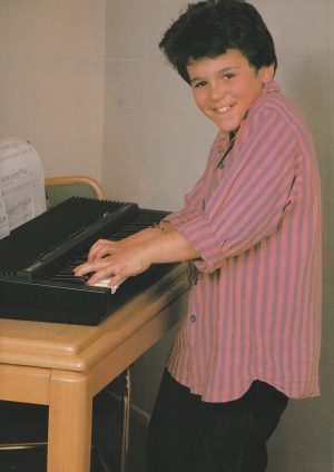 Alyssa Milano Fred Savage teen magazine pinup clipping Wonder Years piano Pix