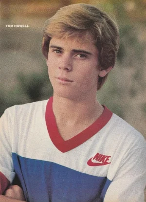 Tom Howell Tommy Howell Rob Lowe teen magazine pinup clipping Nike shirt young