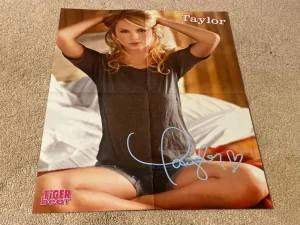 Taylor Lautner Taylor Swift teen magazine poster clipping bed shorts Tiger Beat