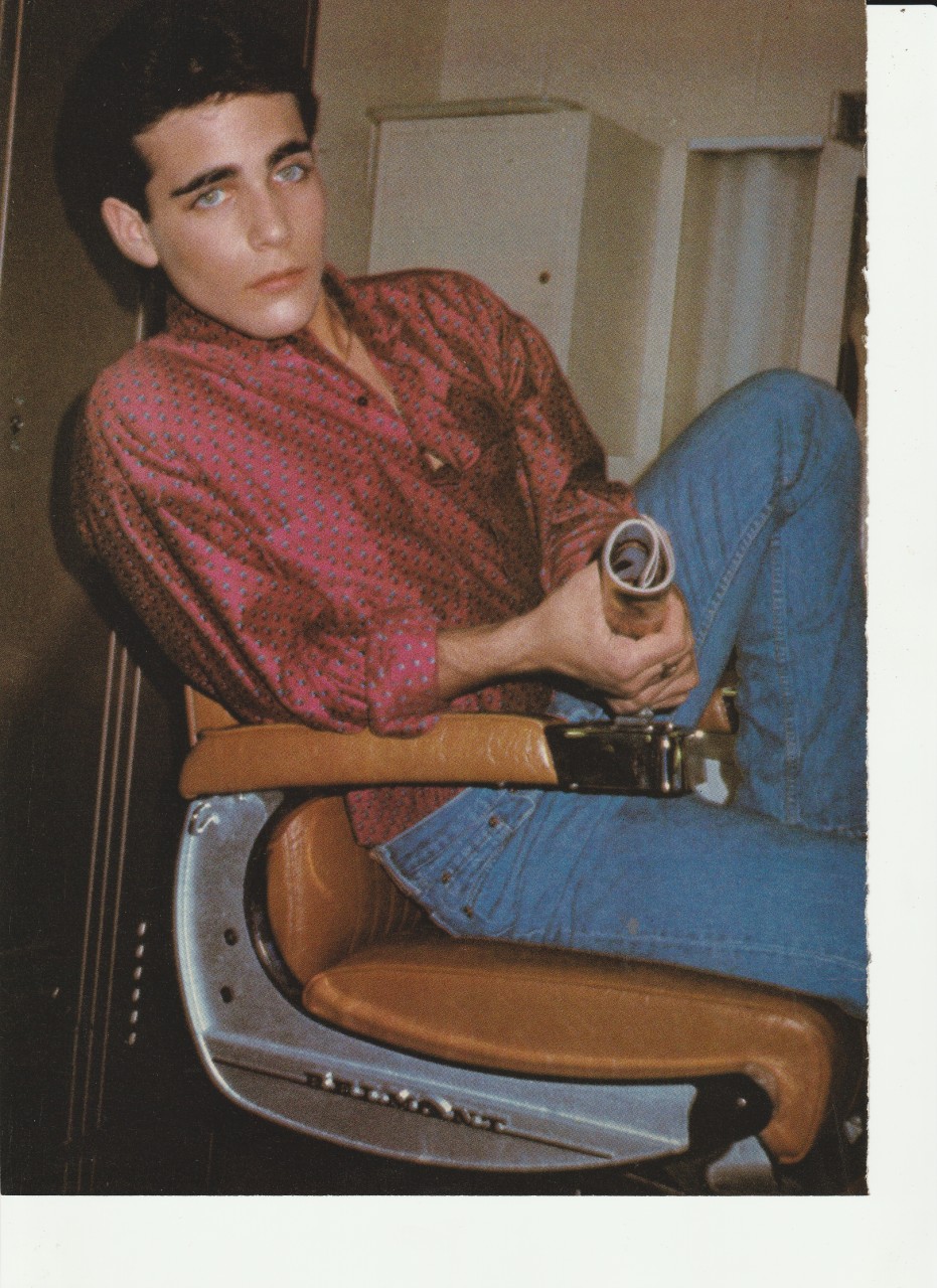 Brian Bloom Chad Allen teen magazine pinup clipping tight jeans chair Star pix