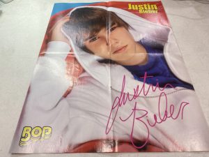 Robert Pattinson Justin Bieber teen magazine poster clipping red bean bag Bop