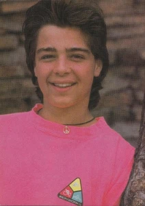 Joey Lawrence Linear teen magazine pinup pink shirt 90’s podcast Tutti Frutti