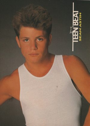 Keanu Reeves Sean Astin teen magazine pinup clipping Vintage headshot pix