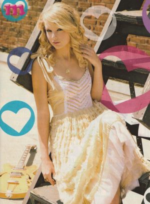 Taylor Swift teen magazine pinup clipping cutting steps guitar sitting down M