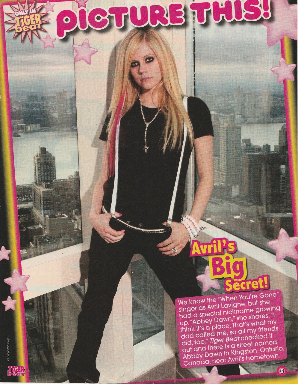 Avril Lavigne teen magazine pinup clipping windows