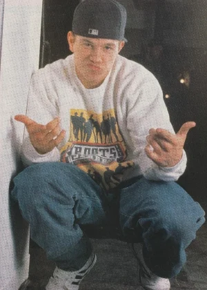 Marky Mark Wahlberg teen magazine pinup clipping Collectible modeling Pix squat