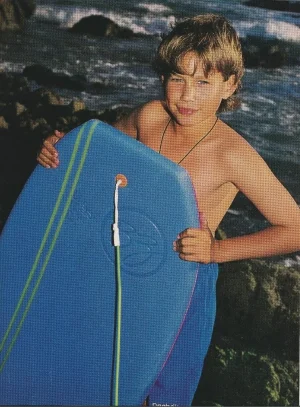 Jonathan Taylor Thomas Aaron Jackson teen pinup clipping shirtless beach JTT Bop