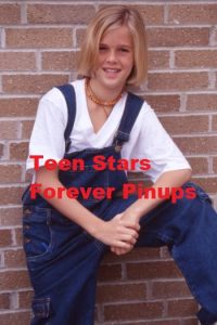 Photo vintage picture young overalls Rip 90's Pop Star sexy Pix