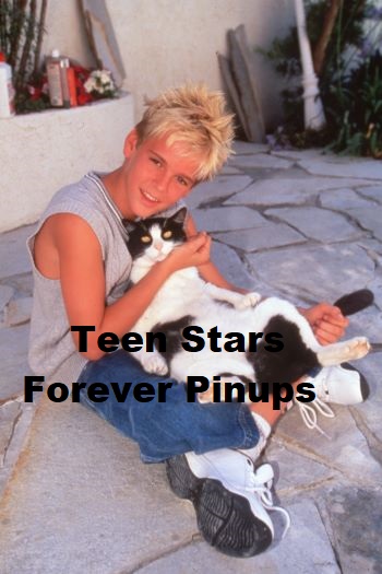 Aaron Carter 4x6 or 8x10 Photo vintage picture young kitty Rip 90's Pop Star Muscles Pix