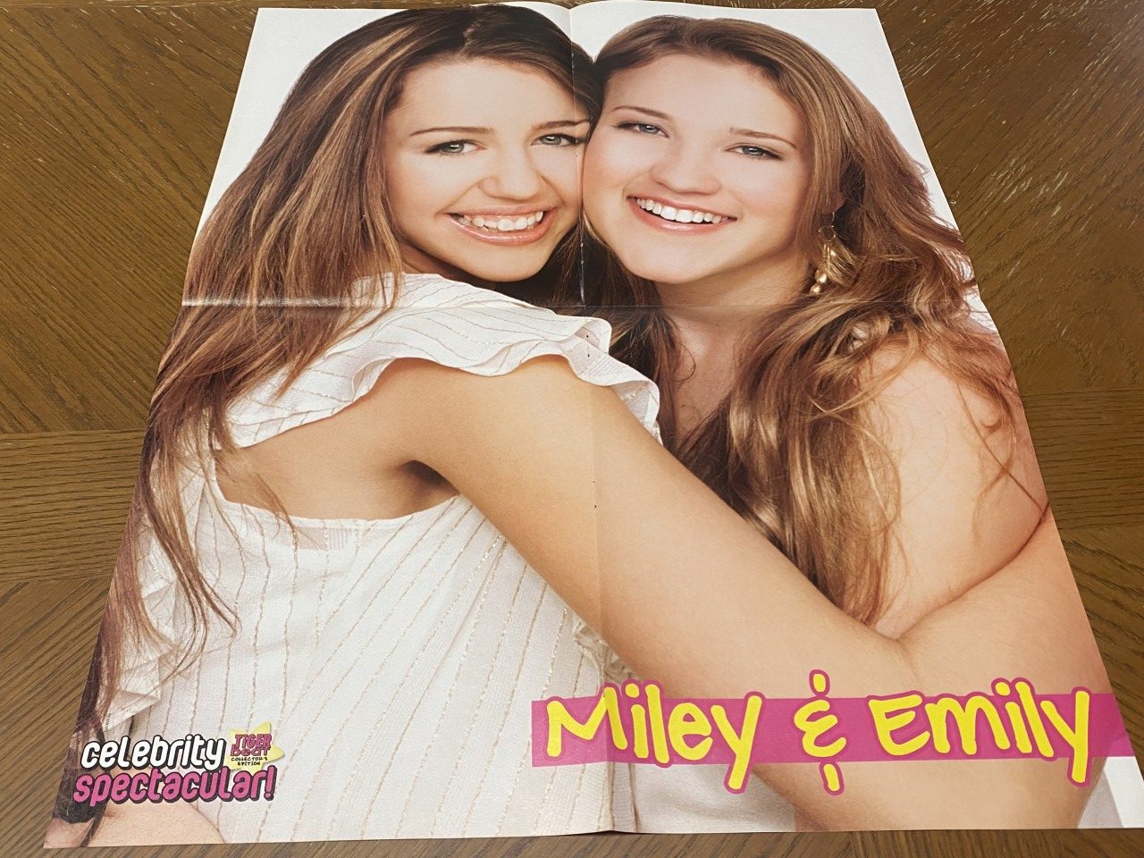 Miley Cyrus Emily Osment Kevin Jonas teen poster clipping Hannah Montana Pix