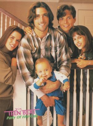 Neve Campbell Scott Wolf Matthew Fox teen magazine pinup clipping Party of Five