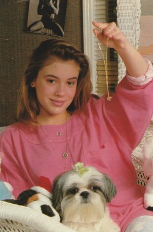 Alyssa Milano teen magazine pinup clipping vintage mirror pink shirt Japan JPN