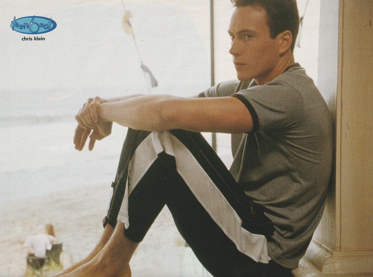 Chris Klein Robert Schwarztman teen magazine pinup clipping vintage barefoot Pix