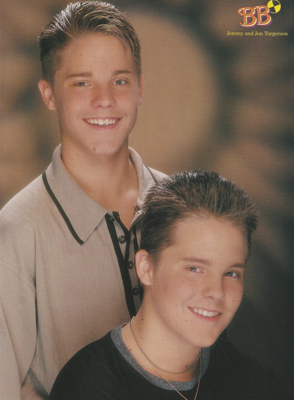 Melissa Joan Hart Jon and Jeremy Torgerson teen pinup clipping vintage hat BB - Image 2
