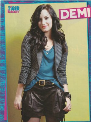Demi Lovato Taylor Swift magazine pinup clipping Sonny with a chance leather