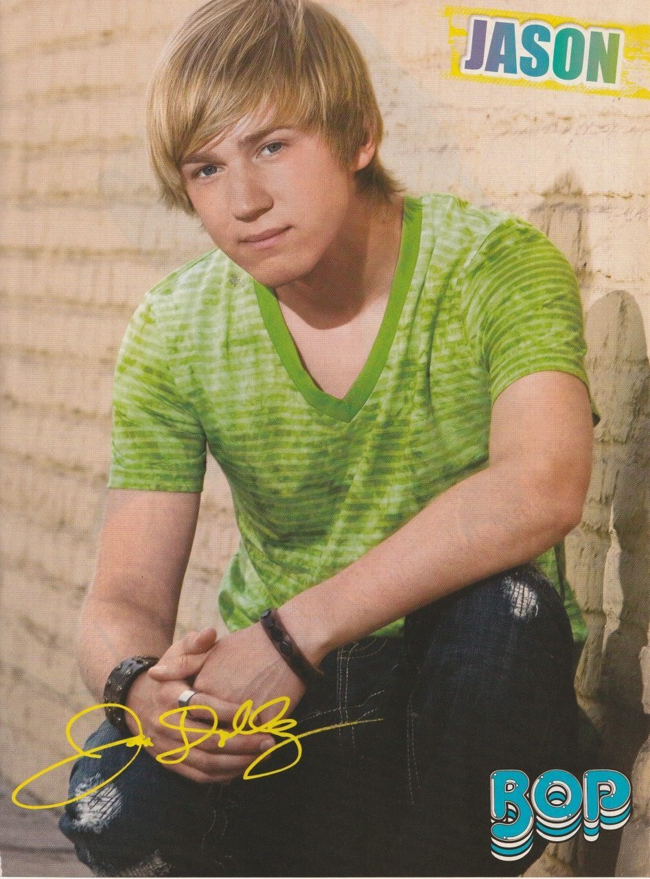 Miranda Cosgrove Jason Dolley teen magazine pinup clipping I Carly Green shirt - Image 2