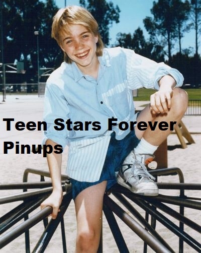 Jonathan Brandis 4x6 or 8x10 Photo vintage picture teen idols 90's shorts Seaquest legs