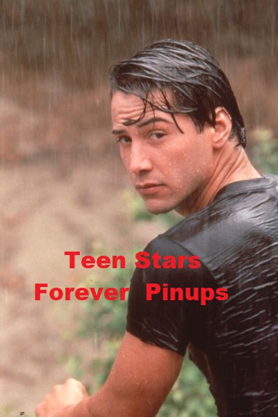 Keanu Reeves 4x6 or 8x10 Photo vintage picture wet hair rain black shirt buff actor pix