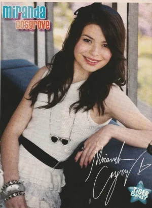 Miranda Cosgrove teen magazine pinup clipping I Carly modeling teenager pix